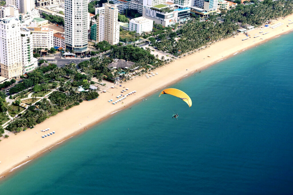 Bán nhà hẻm ô tô vị trí trung tâm, cách biển Quảng Trường Nha Trang chỉ 300m