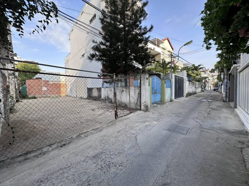 Bán đất hẻm ô tô Bắc Sơn cách biển chỉ vài phút đi bộ, thích hợp xây nhà nghỉ dưỡng