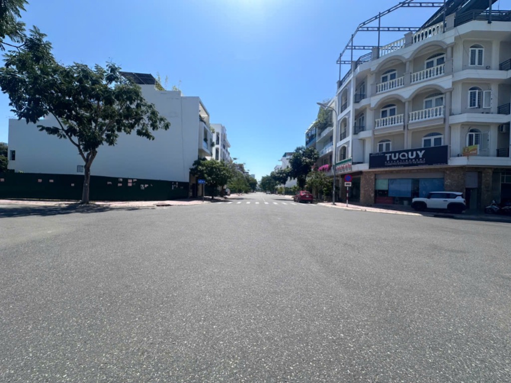 Bán lô góc đẹp Hà Quang 1 gần Vành đai sông, mặt tiền đường Lạc An 20m