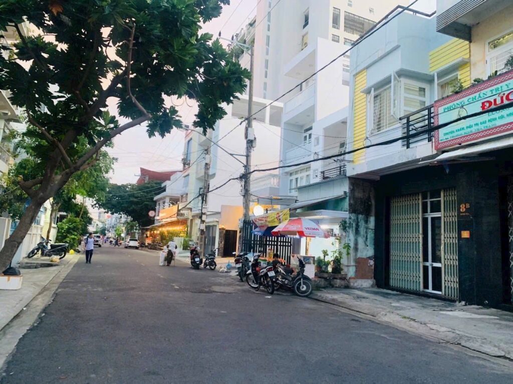 Bán đất mặt tiền đường Trương Định – khu bàn cờ trung tâm